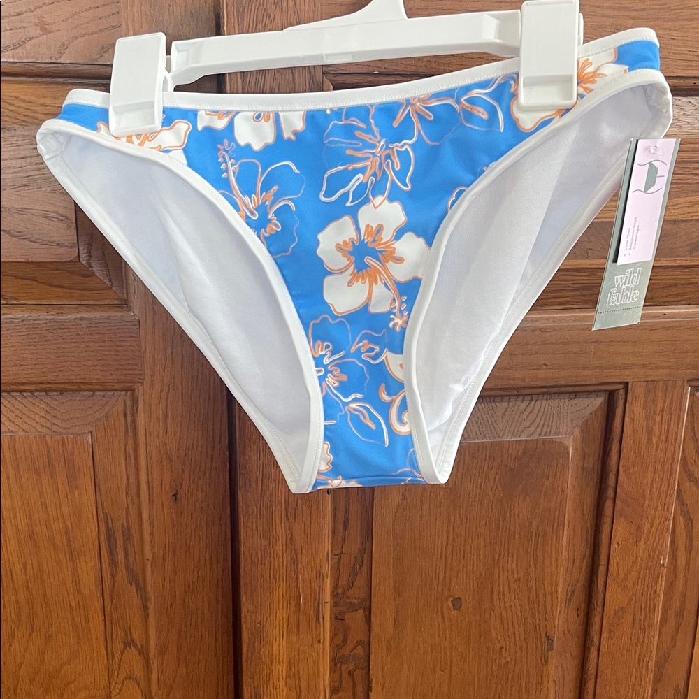 wild fable Blue Floral Bikini Bottoms with White Trim Sz. X small NWT